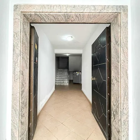 1241 Apartment Golem (Tirana)