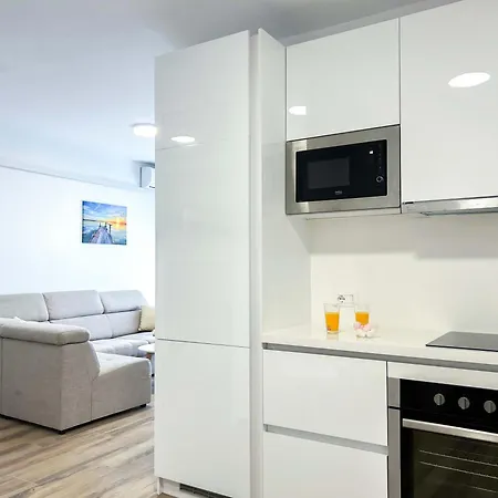 1241 Apartment *