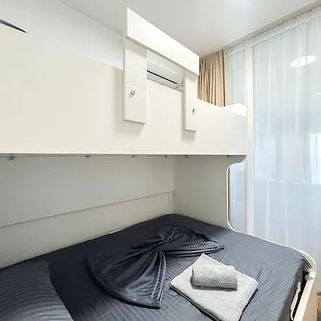 1241 Apartment