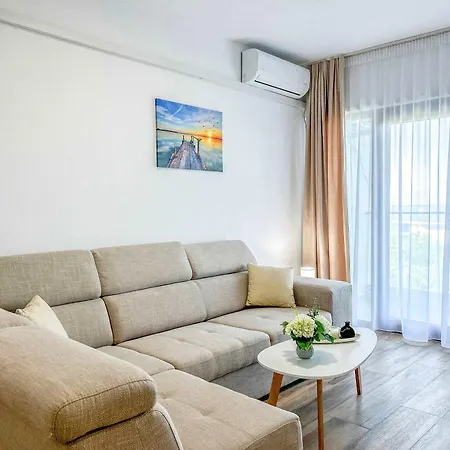 1241 Apartment *
