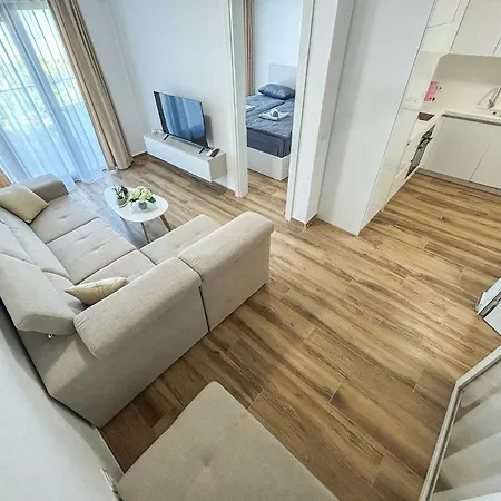 1241 Apartment Golem (Tirana)